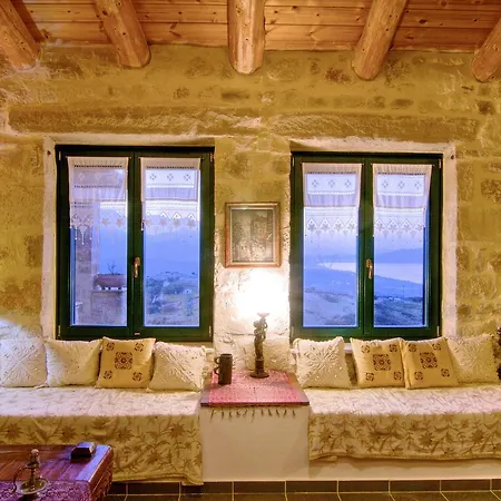 Alexis Villa, Serene Escape With Mesmerising Views, By Thinkvilla Villa Episkopi (Rethymno)